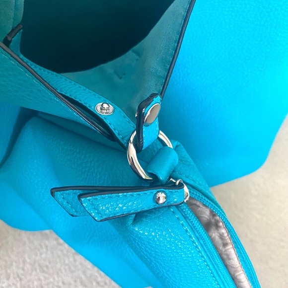 Turquoise Handbag/Crossbody - Picture 14 of 14